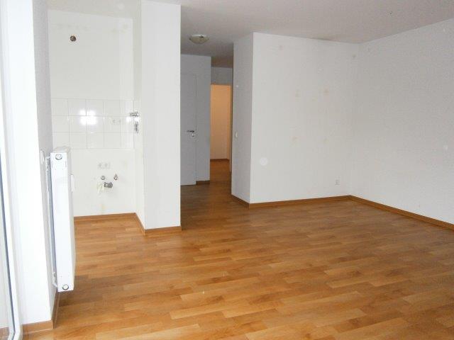 Wohnraum - Blick Ri. Kochnische / Flur (Bad) / Abstellraum (davor Schlafzimmer) ✓ Dissen ✓ 54 qm seniorengerechtes Appartement zu vermieten ✓